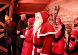 Weihnachtsmarkt In Jena Ist Eroeffnet 06